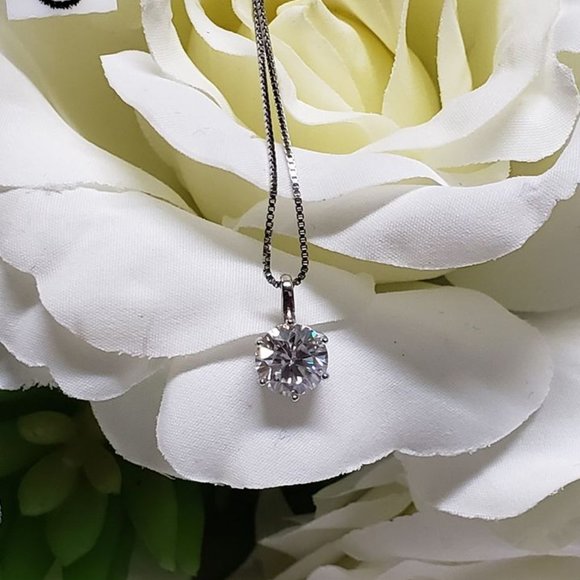1 Carat Moissanite Necklace with 925 Sterling Silver Chain - Picture 4 of 7
